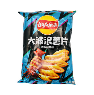 Lay's Wave Grilled Squid Flavour Potato Snack 70g | Tuk Tuk Mart